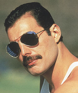 Freddie Mercury Lover Of Life Singer Of Songs (2 CD + 2 DVD) Формат: 2 CD + 2 DVD (Подарочное оформление) Дистрибьюторы: Gala Records, EMI Records Ltd Лицензионные товары Характеристики инфо 5524l.